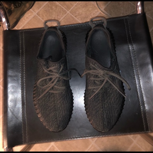 Adidas Yeezy Boost 350 - Picture 2 of 6